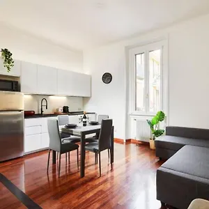 Appartamento Duomo-fiera - Five Stars Milanese Style By Halldis, Milano